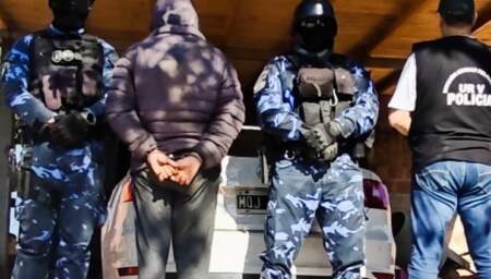 Capturaron a un narcocriminal en Puerto Iguazú con más de cinco kilos de cocaína, hachís, tusi y marihuana valuados en 100 mil dólares imagen-21