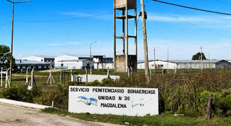 Piden juicio oral para la banda acusada de extorsionar a hombres por apps de citas e instigar al suicidio al soldado misionero en la Quinta de Olivos 5 Piden juicio oral para la banda acusada de extorsionar a hombres por apps de citas e instigar al suicidio al soldado misionero en la Quinta de Olivos imagen-4