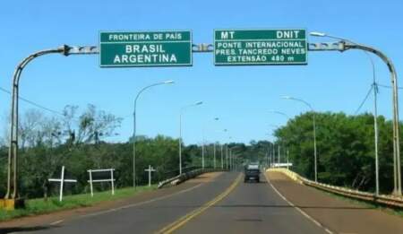 Lanzan una junta de firmas virtual para exigir un cruce ágil en el puente que une Puerto Iguazú con Foz do Iguaçu imagen-11