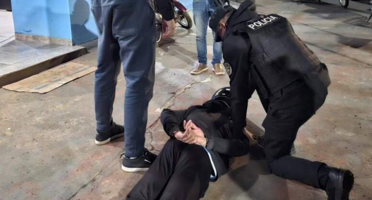 Repelieron un ataque armado, rescataron a la víctima y detuvieron a uno de los captores en Bernardo de Irigoyen imagen-12