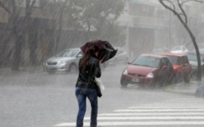 En pocas horas llovió el 60% de lo que debería llover en todo junio imagen-6