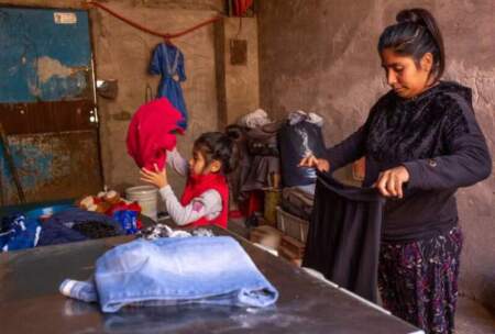 La pobreza infantil registró su menor nivel en siete años, aunque advierten sobre un posible rebote en el segundo semestre imagen-5