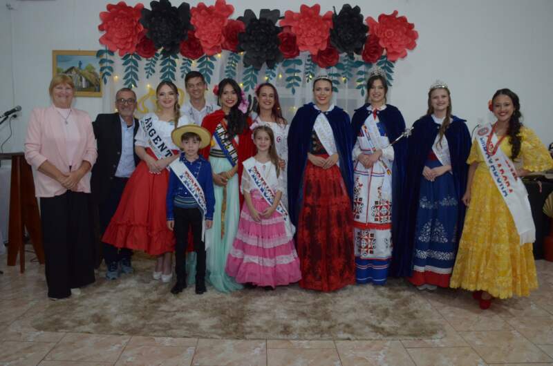 Fiesta del Inmigrante: Alemania cierra el ciclo de presentaciones de las nuevas familias reales de las colectividades imagen-12