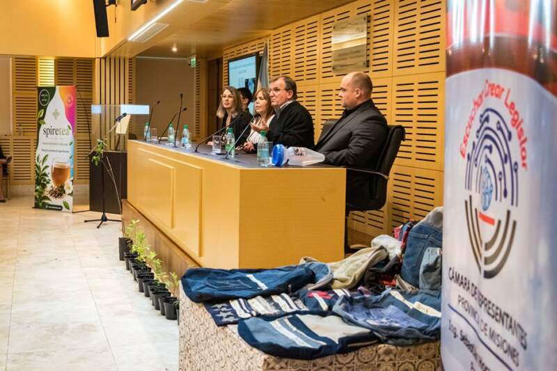 La Legislatura recibió a estudiantes que se comprometieron con el cuidado del ambiente imagen-16