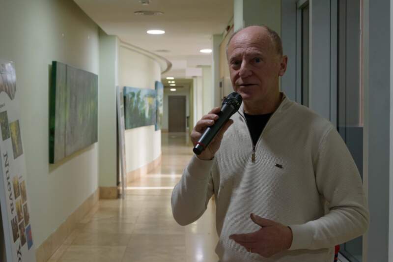 Hiperrealismo en Legislatura: Alberto Mathot expone su obra en la Legislatura misionera imagen-8