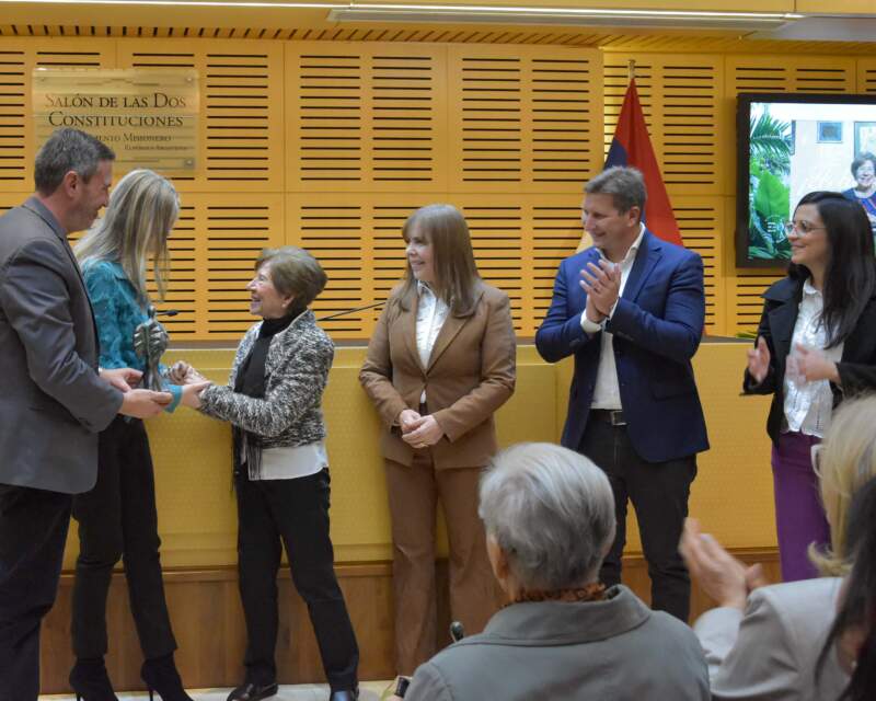 El “Ángel de la Selva” inspiró un nuevo reconocimiento de la Legislatura a mujeres de la salud misionera imagen-8