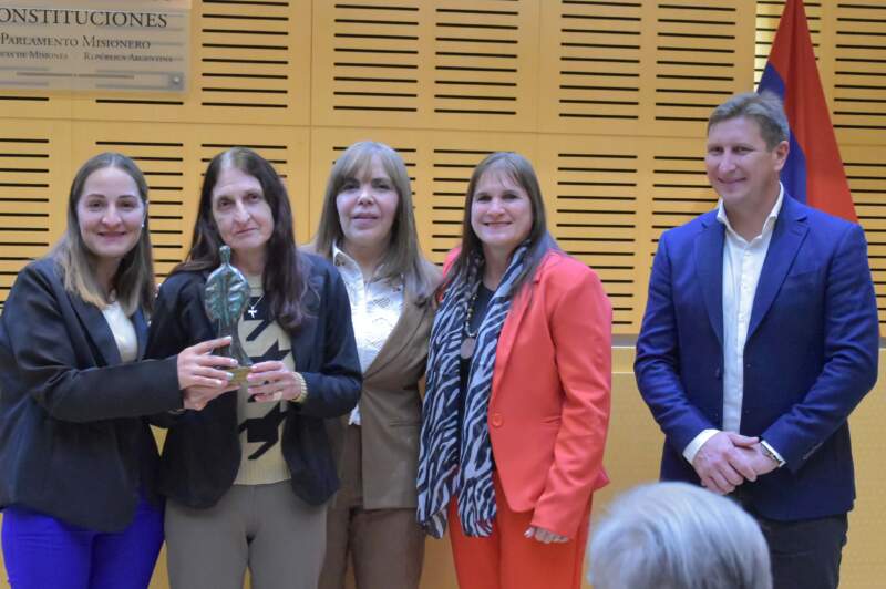 El “Ángel de la Selva” inspiró un nuevo reconocimiento de la Legislatura a mujeres de la salud misionera imagen-10