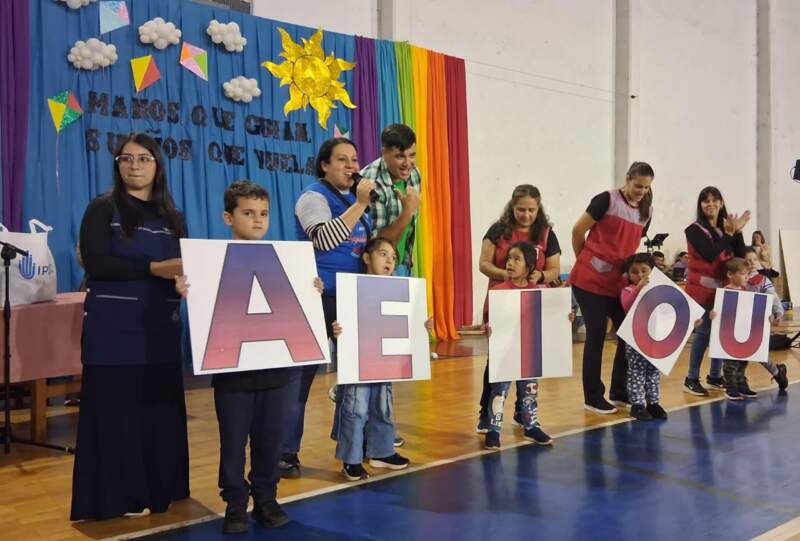 Más de 250 chicos disfrutaron de una jornada a puro entretenimiento con Gurises Felices imagen-8