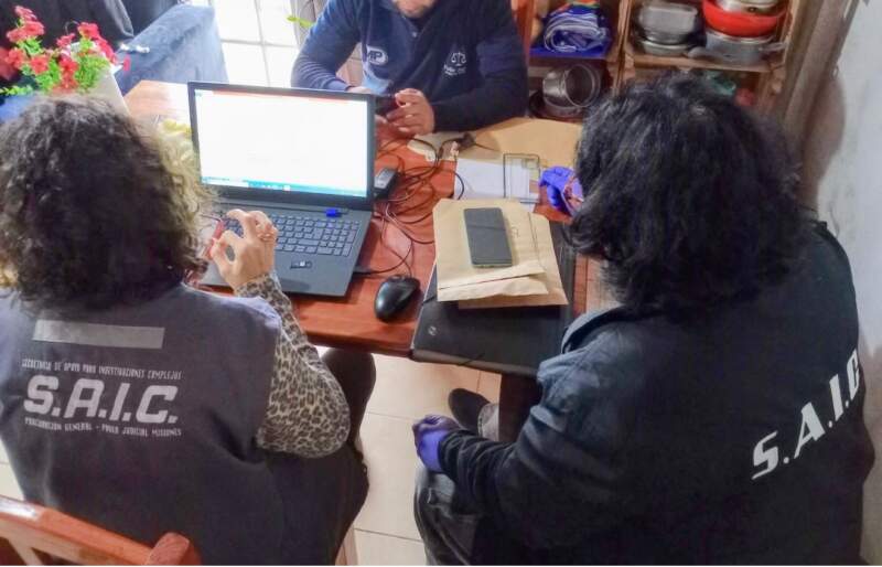 Docente detenido en San Ignacio tras una investigación por material de abuso sexual infantil en entornos digitales 3 Docente detenido en San Ignacio tras una investigación por material de abuso sexual infantil en entornos digitales imagen-2