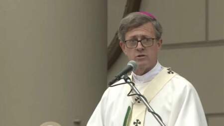 La Iglesia volvió a cruzar al Gobierno: críticas a la política migratoria y nueva tensión con Milei imagen-5
