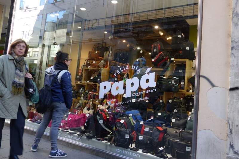Ni las promociones alcanzaron: las ventas por el Día del Padre volvieron a caer y acumulan cuatro años en baja imagen-6