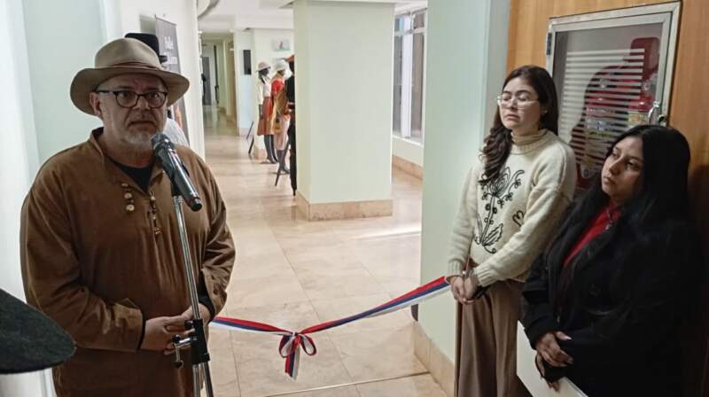 La Cámara de Representantes inauguró la muestra “Encontrarnos en nuestras raíces” en homenaje al Día Nacional del Folklorista imagen-11
