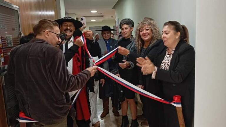 La Cámara de Representantes inauguró la muestra “Encontrarnos en nuestras raíces” en homenaje al Día Nacional del Folklorista imagen-22
