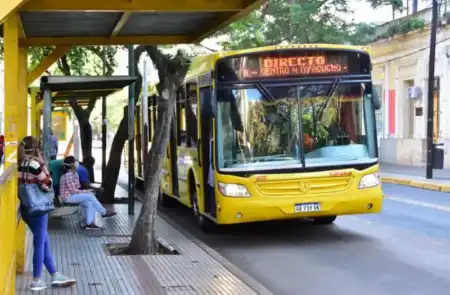 Paro de colectivos: la UTA ratificó una medida de fuerza para el lunes y las empresas advierten sobre una crisis en el transporte del interior Paro de colectivos: la UTA ratificó una medida de fuerza para el lunes y las empresas advierten sobre una crisis en el transporte del interior imagen-5