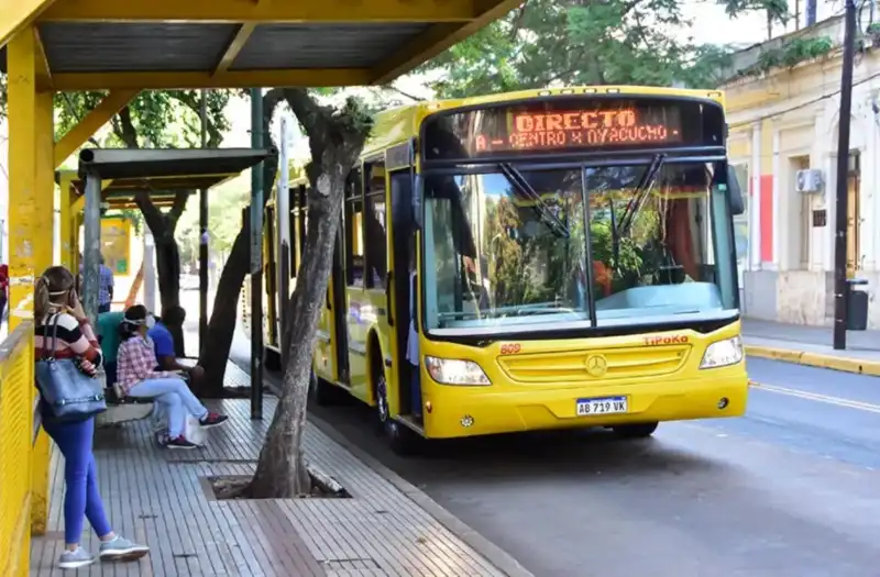 Paro de colectivos: la UTA ratificó una medida de fuerza para el lunes y las empresas advierten sobre una crisis en el transporte del interior imagen-13