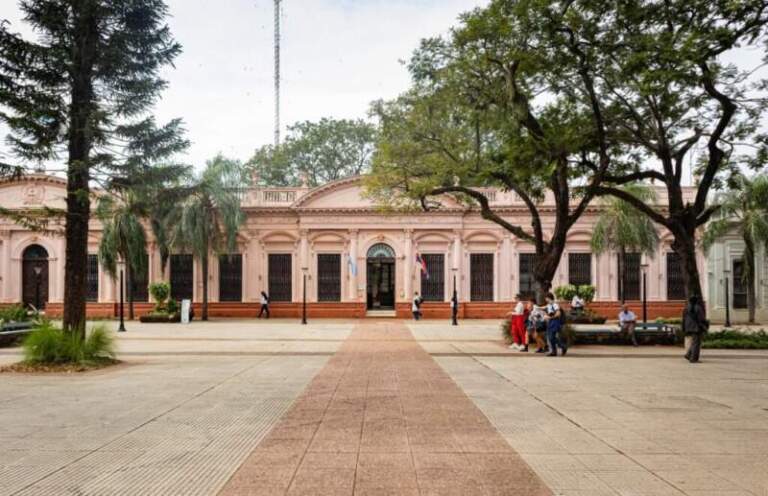 Misiones prepara una nueva estructura de Gobierno con ministerios unificados y una administración más operativa Misiones prepara una nueva estructura de Gobierno con ministerios unificados y una administración más operativa imagen-33