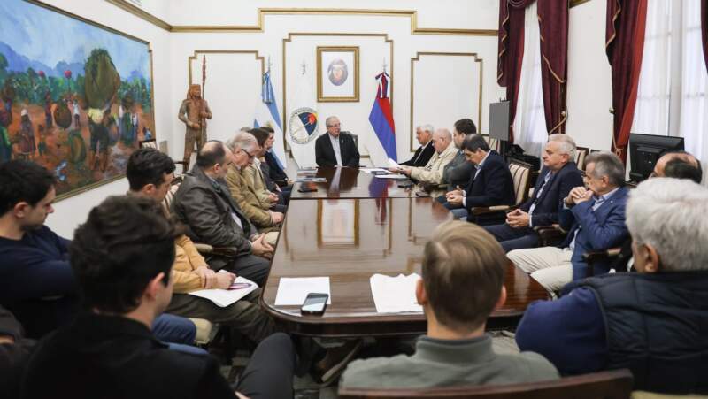 Passalacqua recibió a la Confederación Económica de Misiones y ratificó el trabajo conjunto: “Gobernar es articular”, afirmó Passalacqua recibió a la Confederación Económica de Misiones y ratificó el trabajo conjunto: “Gobernar es articular”, afirmó imagen-1