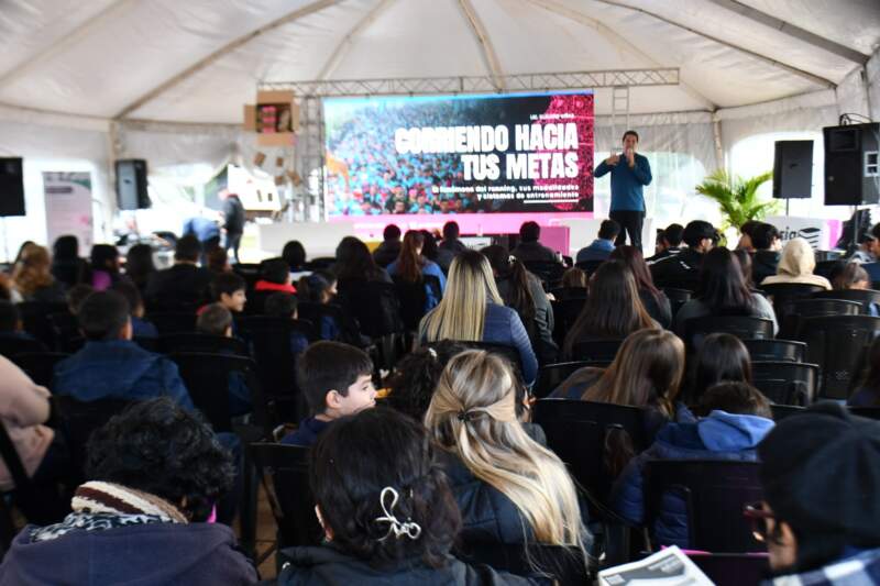 La Feria del Libro ofrecerá cuatro jornadas de propuestas culturales, educativas y gastronómicas imagen-5