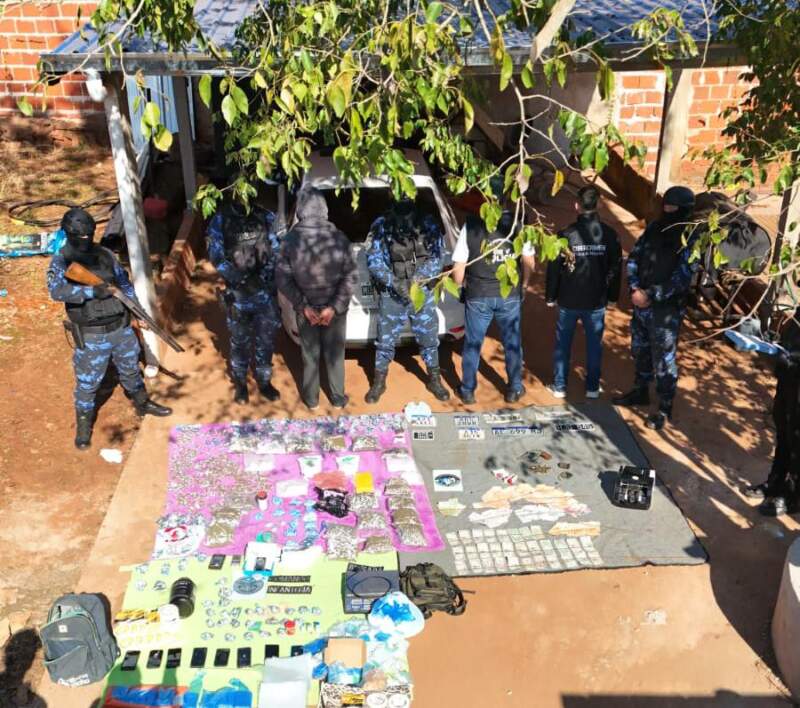 Capturaron a un narcocriminal en Puerto Iguazú con más de cinco kilos de cocaína, hachís, tusi y marihuana valuados en 100 mil dólares imagen-6