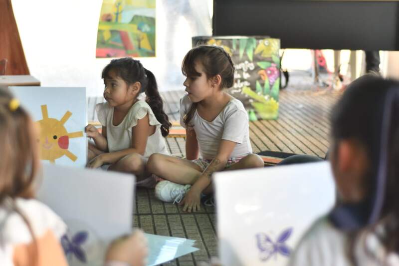 Más de 1.700 estudiantes ya pasaron por la Feria del Libro 2026 imagen-6