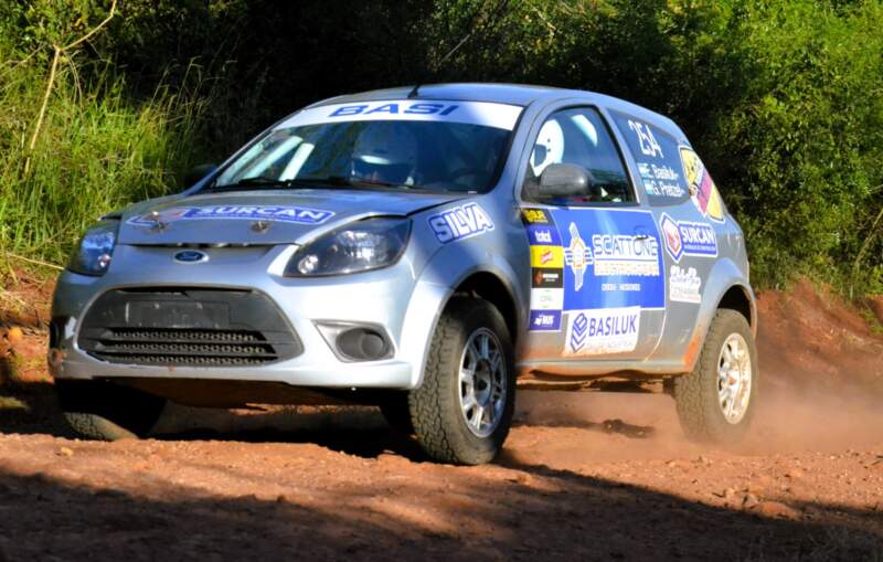Automovilismo: la dupla Maicon Paulus-Maxi Brunner ganó la primera etapa del Rally Paraná Medio 7 Automovilismo: la dupla Maicon Paulus-Maxi Brunner ganó la primera etapa del Rally Paraná Medio imagen-6
