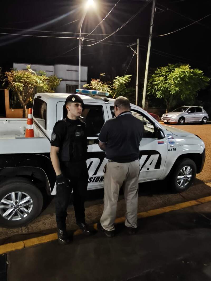 Casi explotó el alcoholímetro: manejaba con 3,42 de alcohol en sangre y terminó detenido en Apóstoles imagen-13