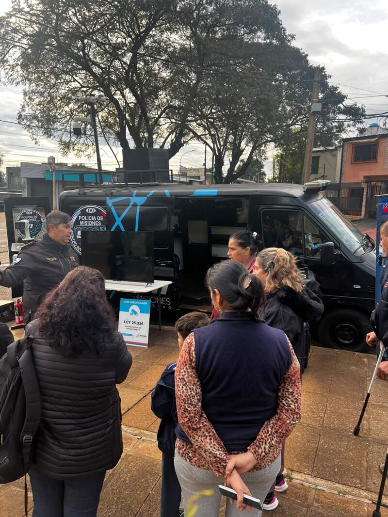 Con un botón en el celular, los vecinos podrán alertar emergencias directamente al sistema policial 911 imagen-10