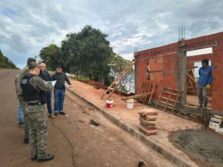 Ecología suspendió una obra irregular e intervino para proteger el ecosistema ribereño del Paraná en Candelaria imagen-2