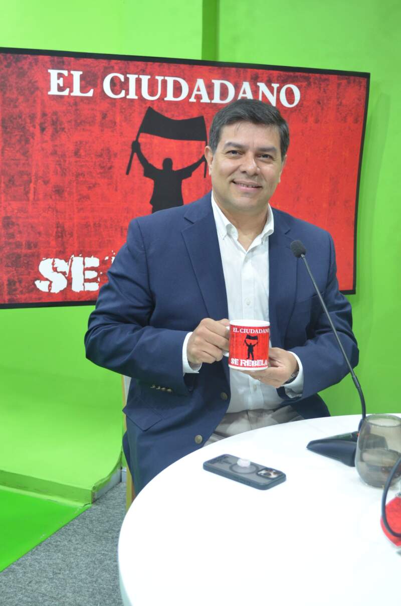 Horacio Martínez: "Misiones no puede esperar de brazos cruzados las migajas de Nación; por eso vuelve al mercado de valores con una deuda sana" 7 Horacio Martínez: "Misiones no puede esperar de brazos cruzados las migajas de Nación; por eso vuelve al mercado de valores con una deuda sana" imagen-6