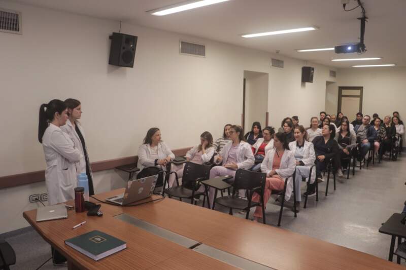 Un embarazo durante un tratamiento de hemodiálisis abrió un desafío clínico sin precedentes en el Hospital Madariaga 3 Un embarazo durante un tratamiento de hemodiálisis abrió un desafío clínico sin precedentes en el Hospital Madariaga imagen-2