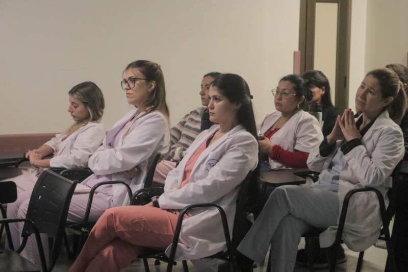 Un embarazo durante un tratamiento de hemodiálisis abrió un desafío clínico sin precedentes en el Hospital Madariaga 5 Un embarazo durante un tratamiento de hemodiálisis abrió un desafío clínico sin precedentes en el Hospital Madariaga imagen-4