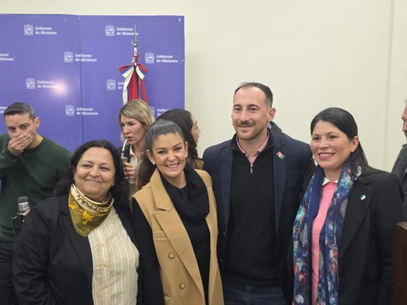La Provincia y Municipios firmaron Actas de Adhesión al Plan Nacional de Primera Infancia imagen-2