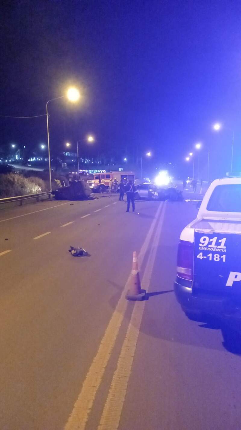 Choque entre dos vehículos dejó una víctima fatal y tres personas lesionadas en Dos de Mayo imagen-2