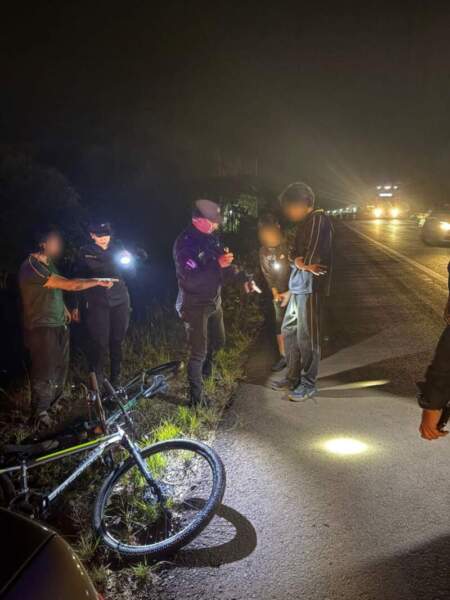 El 911 coordinó el rescate por geolocalización de 3 ciclistas extraviados en Santa Ana imagen-5