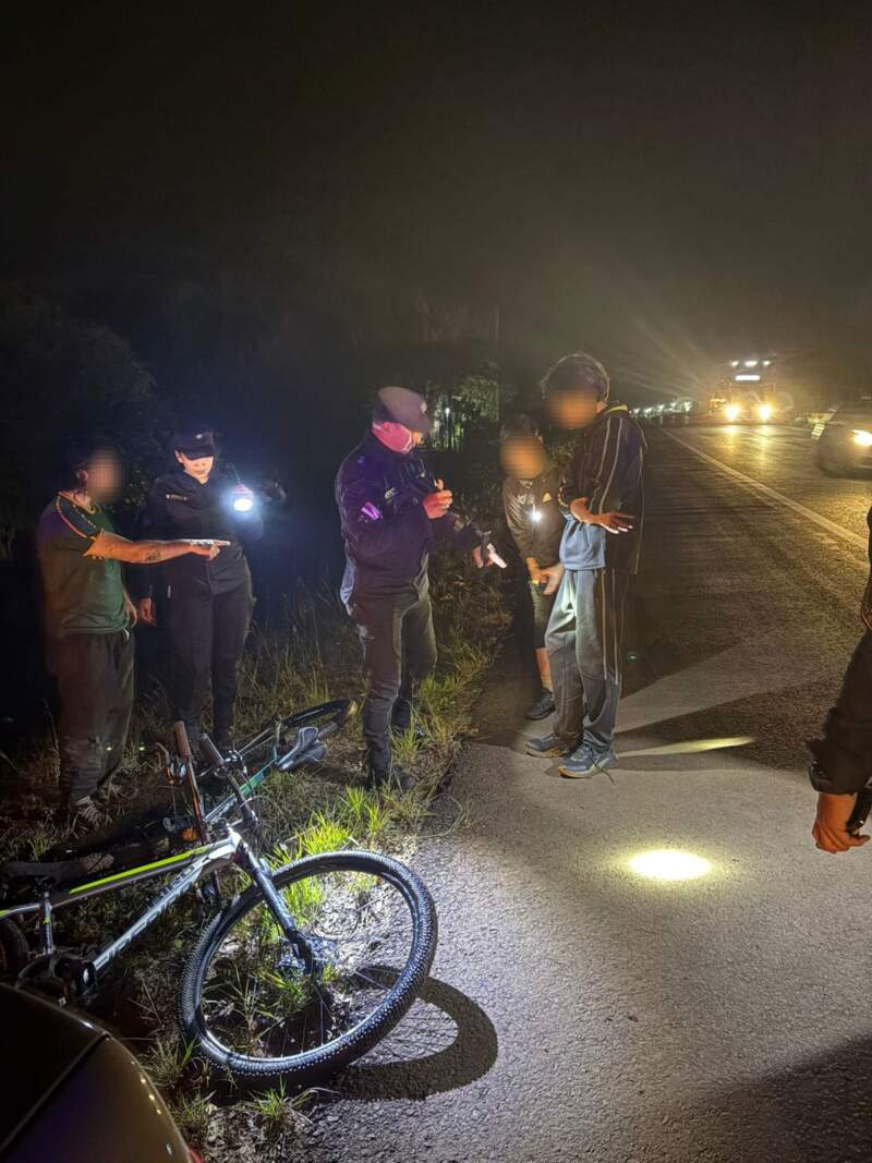 El 911 coordinó el rescate por geolocalización de 3 ciclistas extraviados en Santa Ana imagen-6