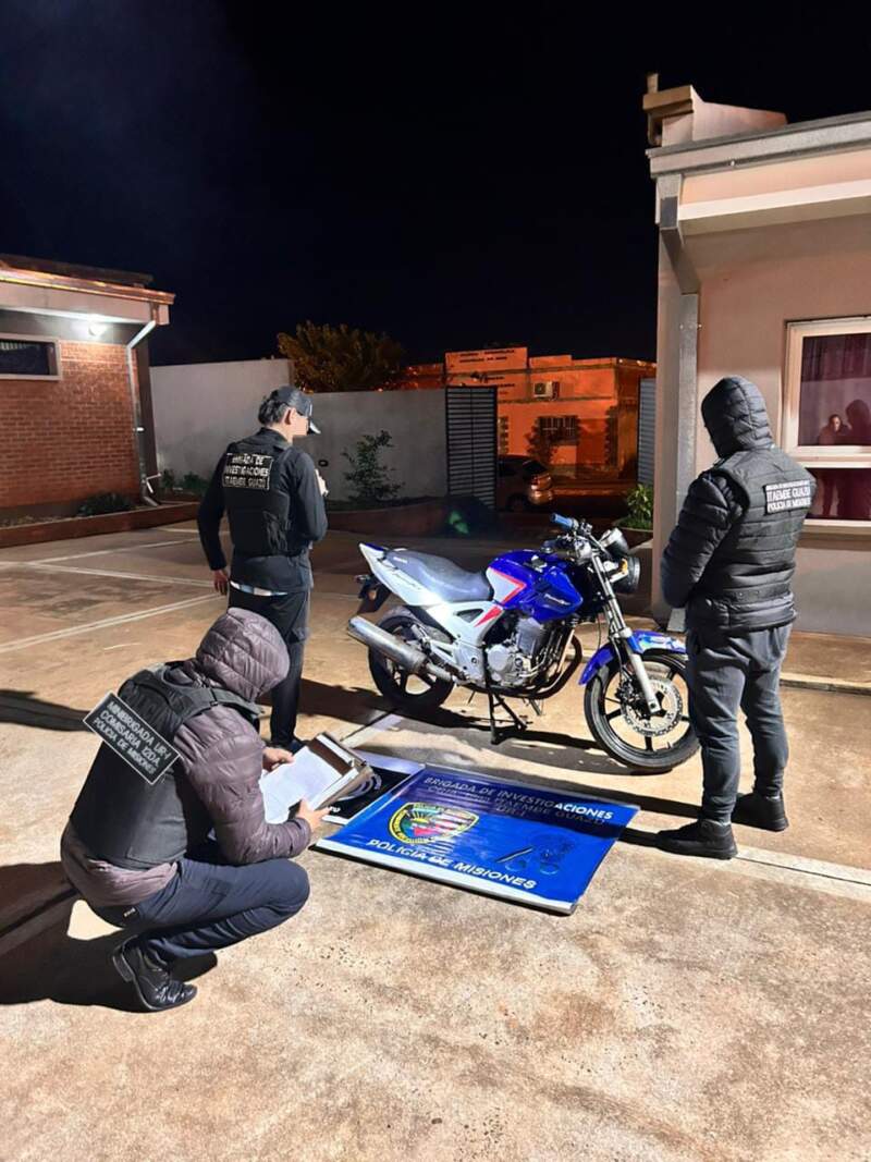 El análisis de cámaras y el trabajo de agentes encubiertos permitieron identificar a dos delincuentes en Posadas imagen-2