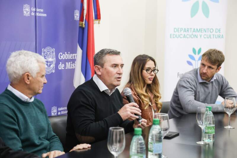 Misiones fortalece políticas de reinserción social junto a las fundaciones Espartanos y Tackleando Muros 25 Misiones fortalece políticas de reinserción social junto a las fundaciones Espartanos y Tackleando Muros imagen-24