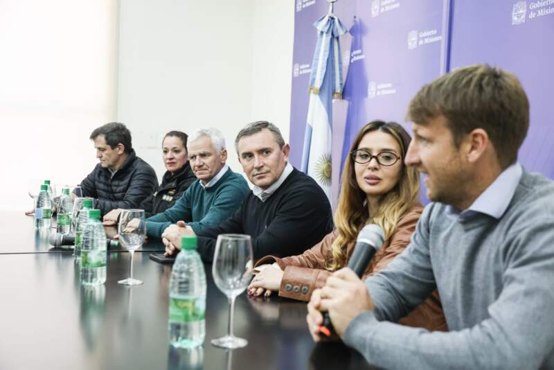Misiones fortalece políticas de reinserción social junto a las fundaciones Espartanos y Tackleando Muros 21 Misiones fortalece políticas de reinserción social junto a las fundaciones Espartanos y Tackleando Muros imagen-20