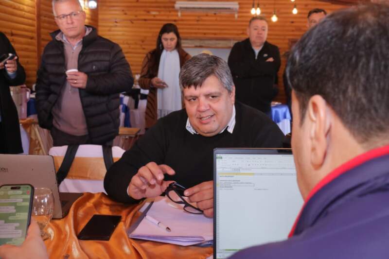 Con eje en obras, servicios y asistencia, el Gabinete y municipios realizaron una nueva ronda de trabajo en 25 de Mayo 11 Con eje en obras, servicios y asistencia, el Gabinete y municipios realizaron una nueva ronda de trabajo en 25 de Mayo imagen-10