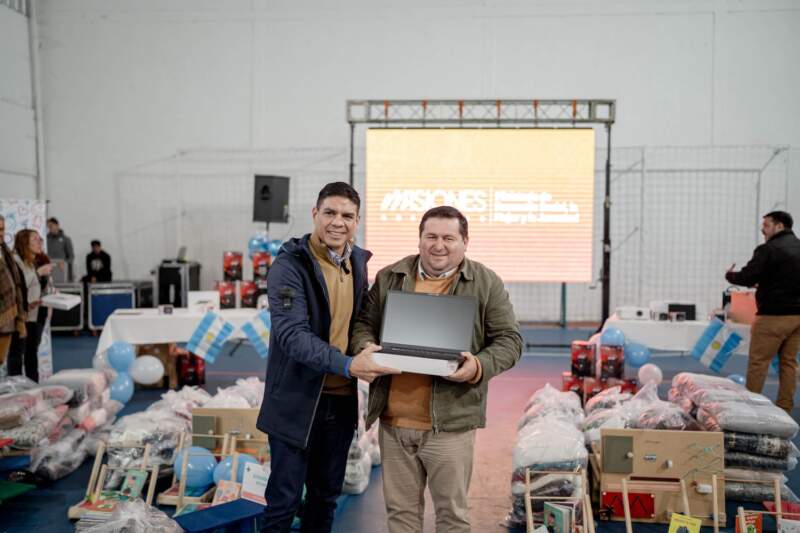 "Misiones fortalece la Red de Espacios de Primera Infancia con equipamiento para diez municipios imagen-10