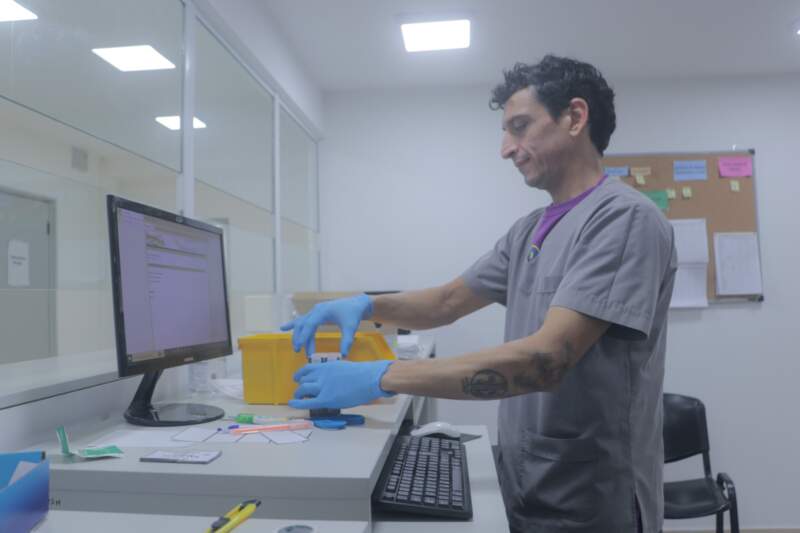La farmacia oncológica del IMC es una pieza clave del tratamiento de 700 casos nuevos de cáncer por año imagen-4