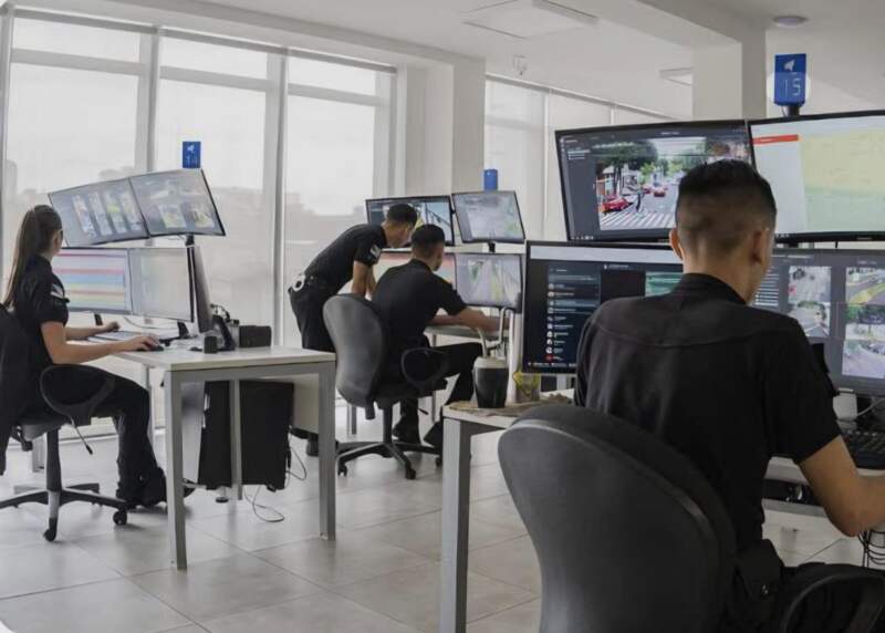 Un llamado desesperado activó al 911 de Misiones y permitió hallar sano y salvo a un trabajador en Neuquén imagen-2
