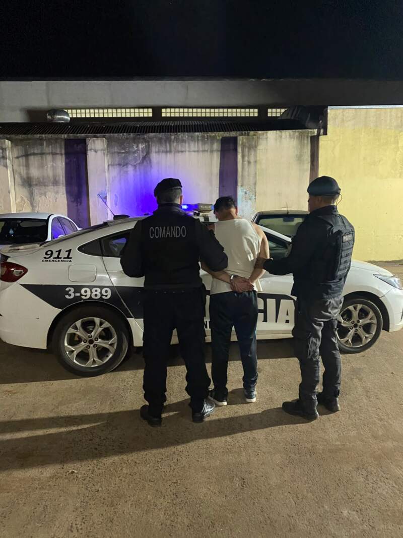 Llegó alcoholizado, amenazó con un cuchillo a su familia y terminó detenido en Posadas imagen-6