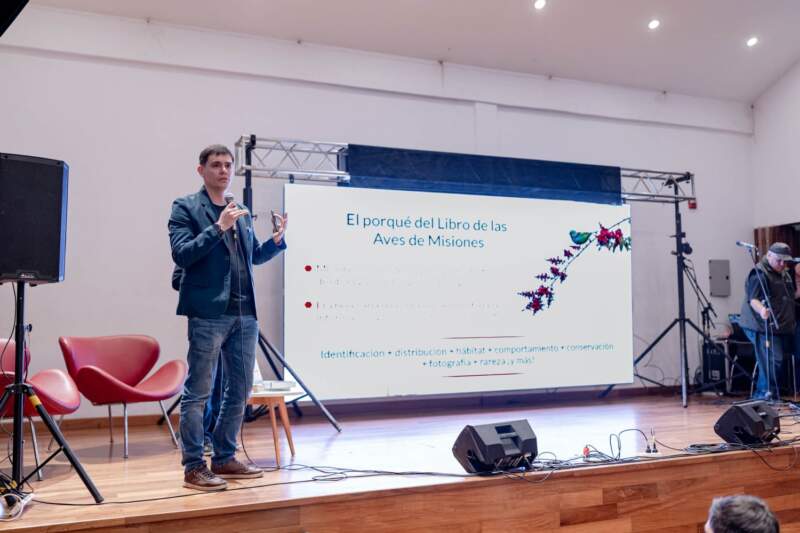 Passalacqua asistió a la presentación del libro "Aves de Misiones y de la Selva Atlántica" imagen-16