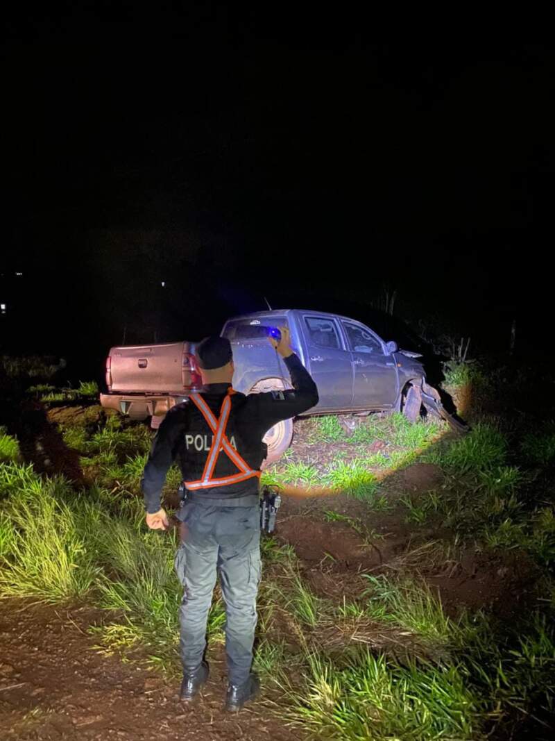 Dos adolescentes fallecieron tras un choque entre una camioneta y una motocicleta en San Vicente imagen-12