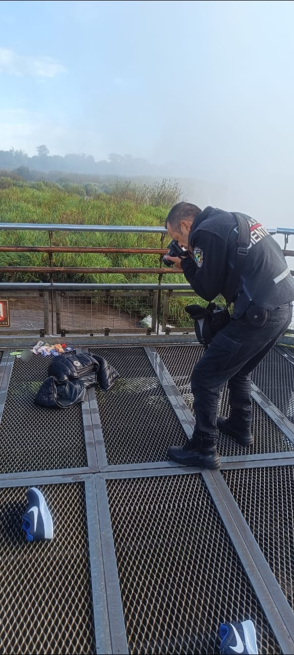 Hallaron pertenencias de un turista en la Garganta del Diablo y desplegaron un operativo de búsqueda imagen-2