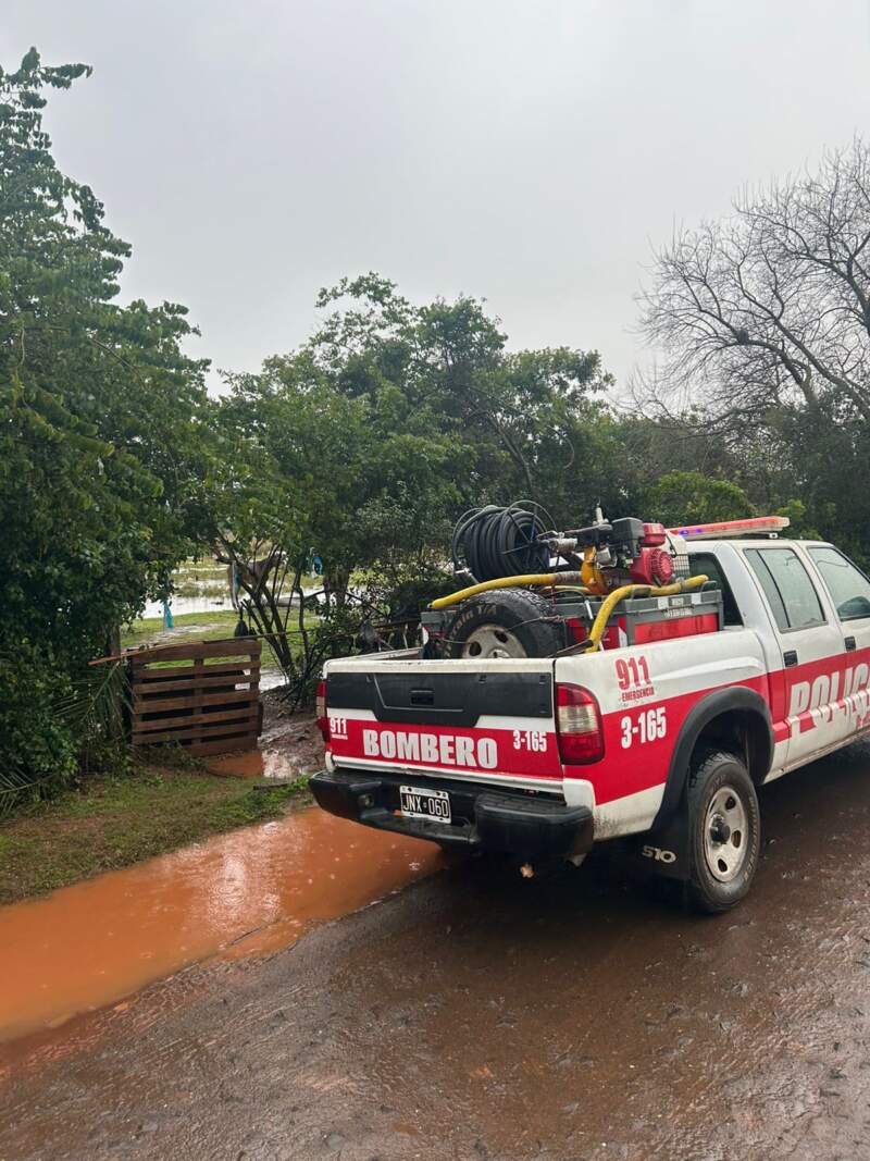 Despliegan amplio operativo de asistencia, prevención y contención por el temporal imagen-4