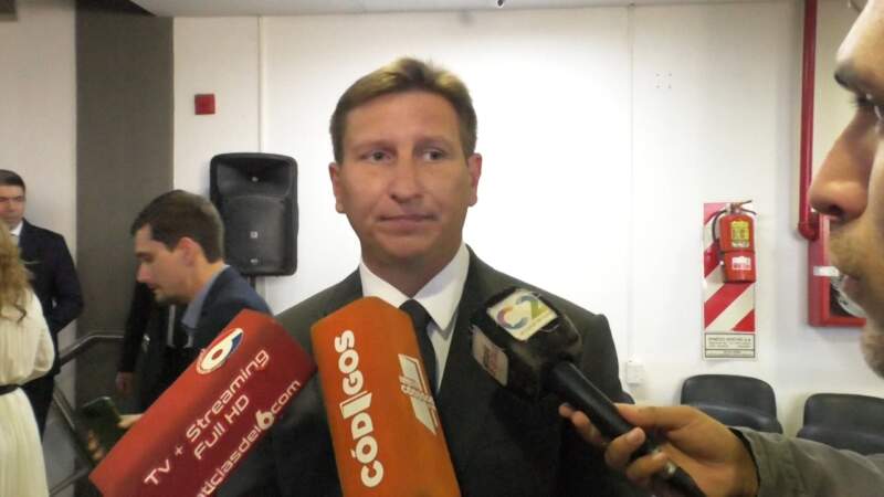 Macías: "Es tiempo de mirar hacia la ciudadanía y las cuestiones políticas resolverlas puertas adentro" imagen-4