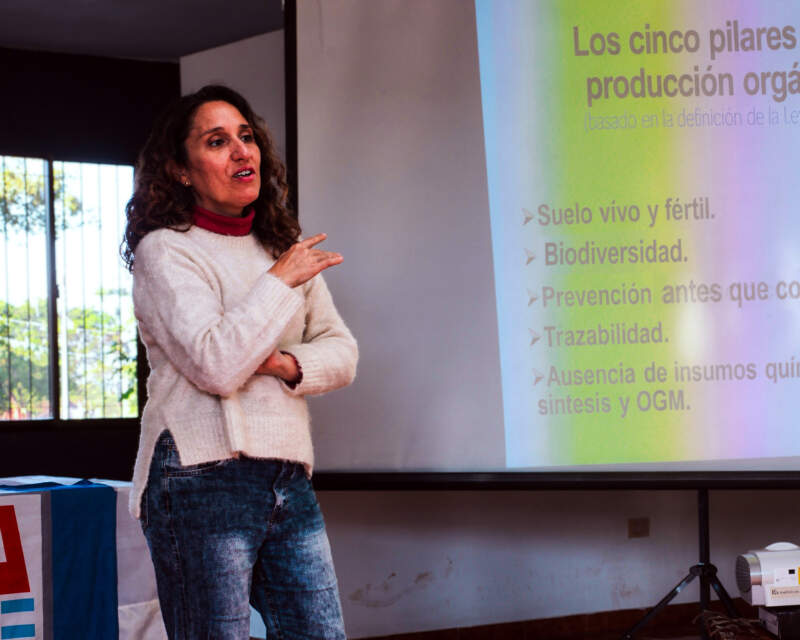 Apóstoles reunió a productores y técnicos en una jornada sobre producción orgánica 7 Apóstoles reunió a productores y técnicos en una jornada sobre producción orgánica imagen-6