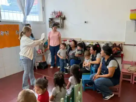 Buscan ampliar el acceso a jardines maternales municipales y garantizar cupos para familias monoparentales imagen-11